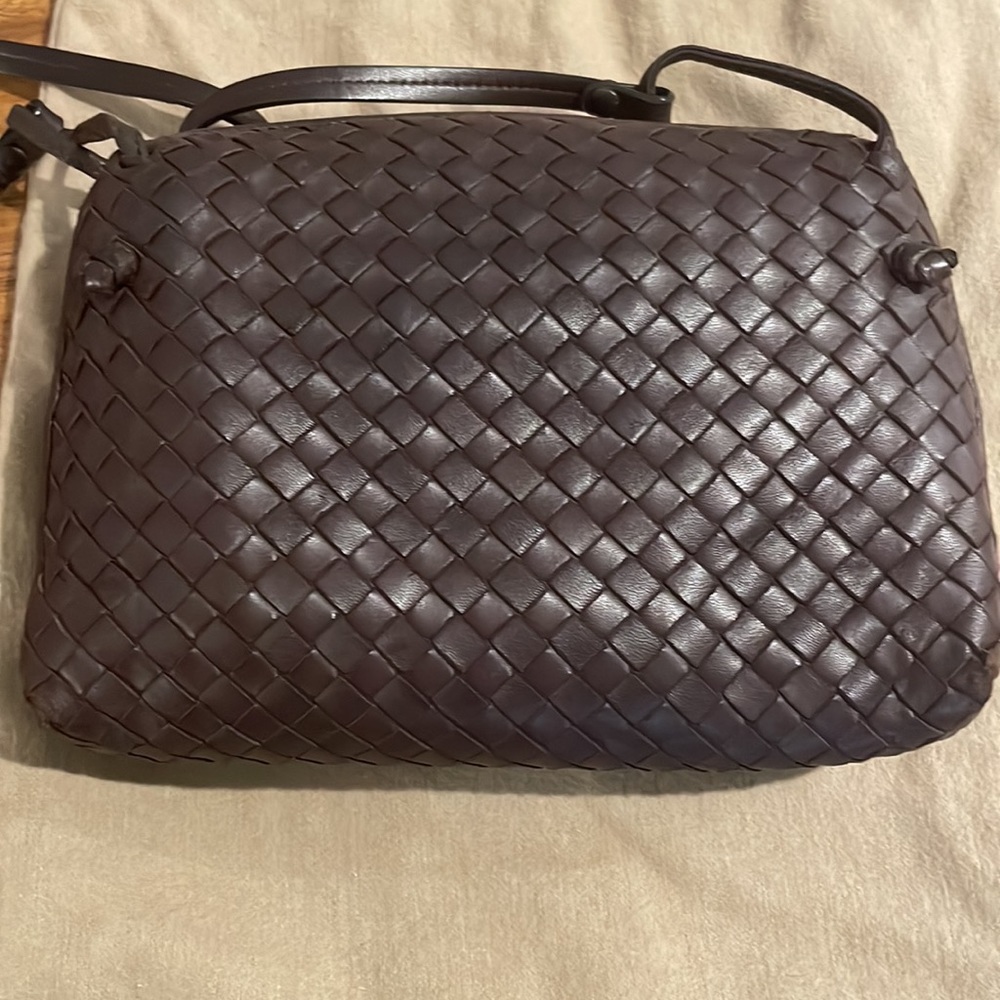 Bottega Veneta Intrecciato Woven Crossbody Bag - Picture 3 of 11